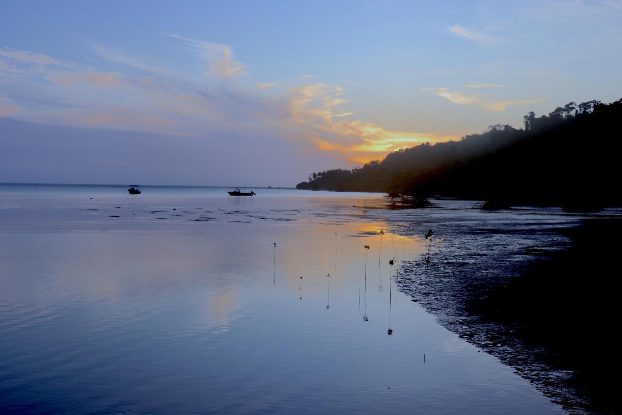 Waidroka Bay Resort Deuba エクステリア 写真