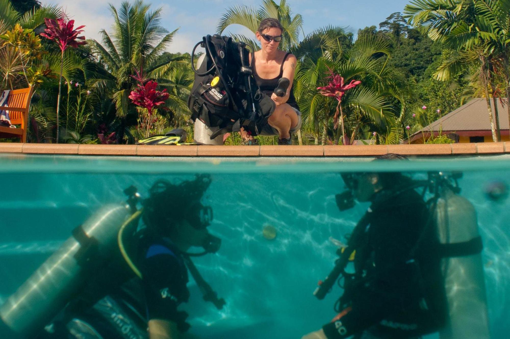 Waidroka Bay Resort Deuba エクステリア 写真